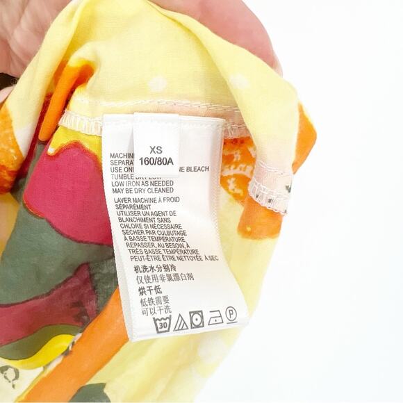 Urban Outfitters Printed Camp Button Down Top XS - Picture 5 of 5